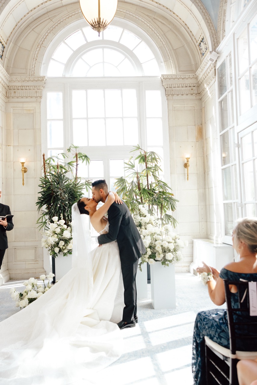 Real Poppy wedding — Cynthia + Jacob at The Hermitage Hotel