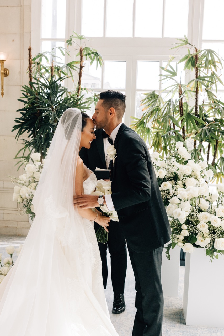 Real Poppy wedding — Cynthia + Jacob at The Hermitage Hotel