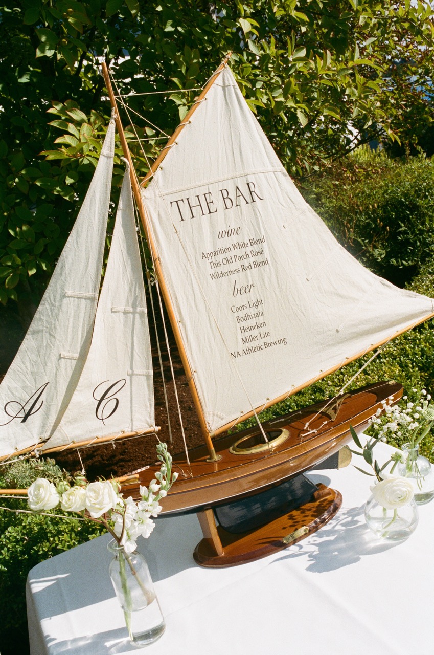 Real Poppy wedding — Alexis + Chase at Seattle Yacht Club