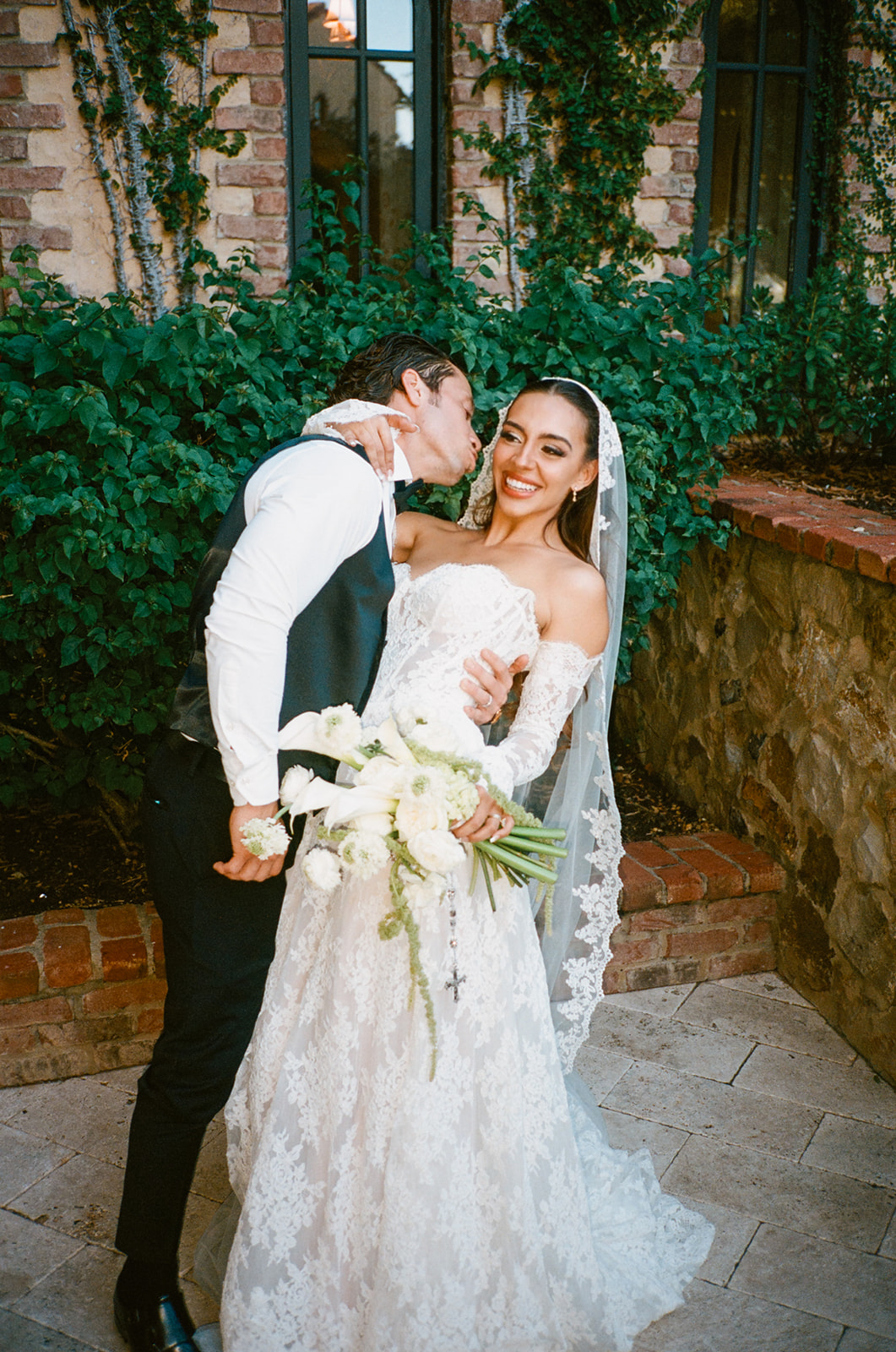 Real Poppy wedding — Daniela + Joseph at Bella Collina