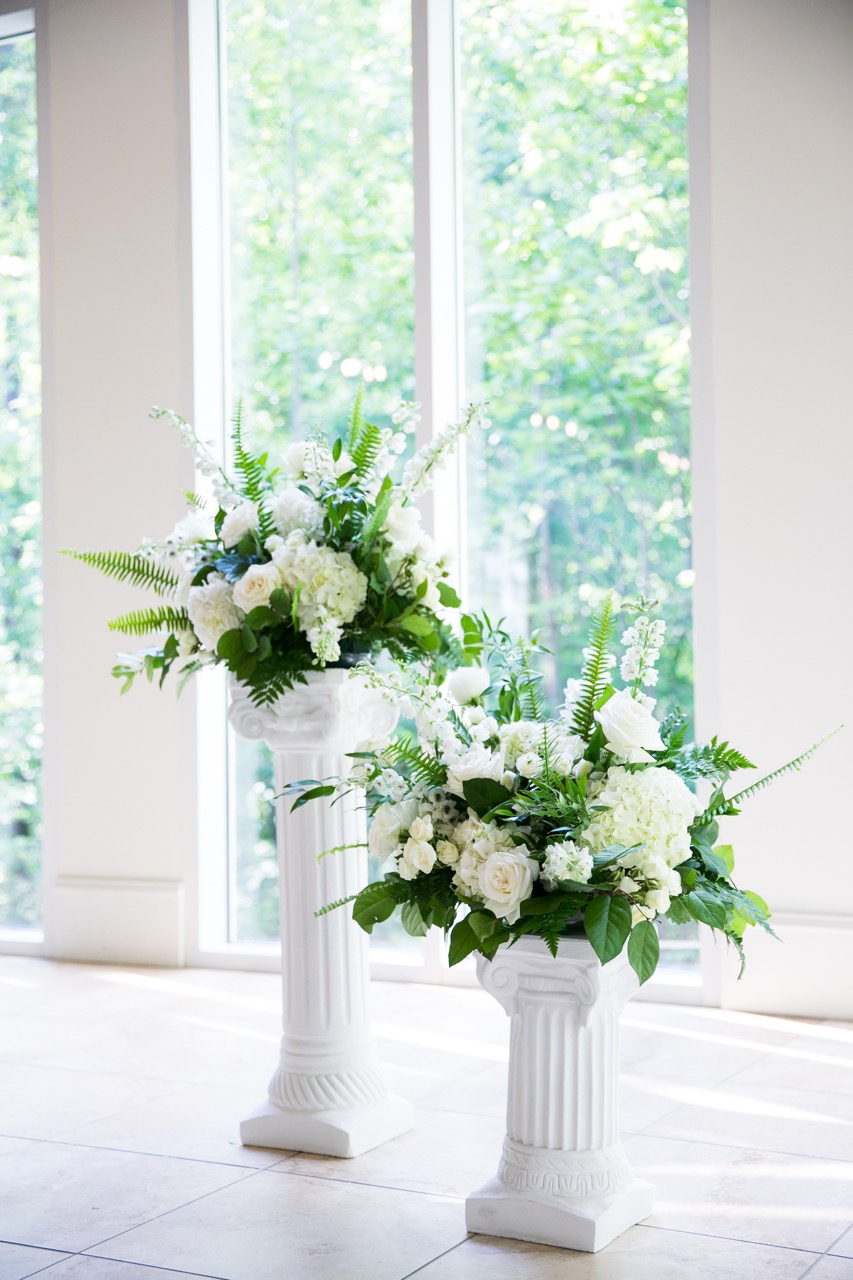 Real Poppy wedding — Julie + Mike at Ashton Gardens