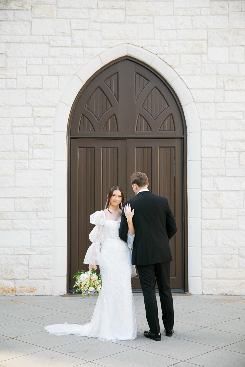 Real Poppy wedding — Julie + Mike at Ashton Gardens