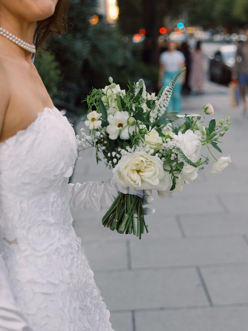 Save Money on Wedding Flowers — Proven Budget Hacks