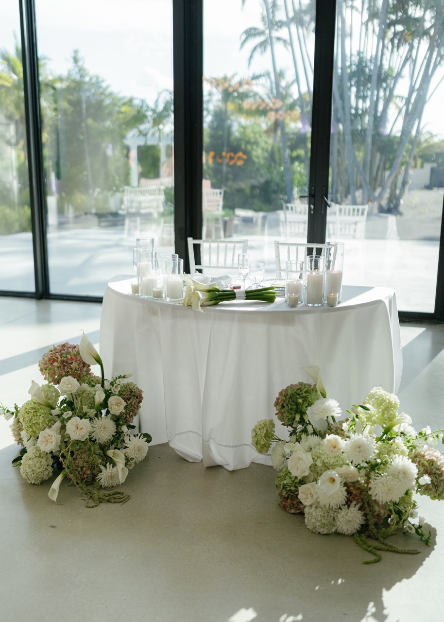 Real Poppy wedding — Taylor + Tyler at Gran Paraiso Gardens