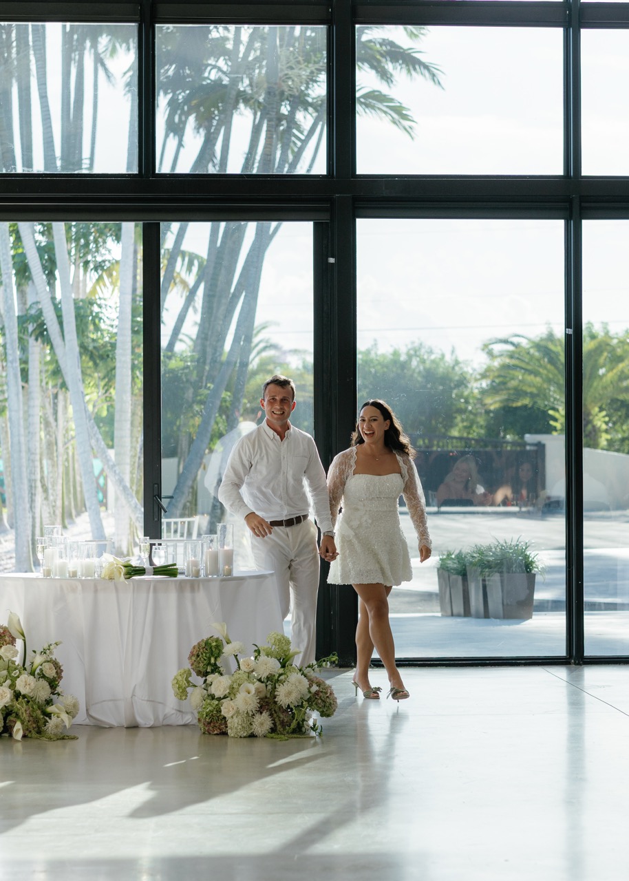 Real Poppy wedding — Taylor + Tyler at Gran Paraiso Gardens