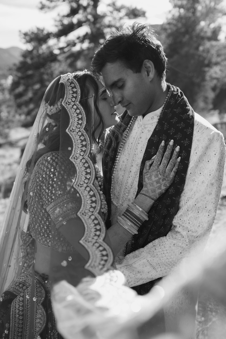 Real Poppy wedding — Riley + Vikram at Black Canyon Inn