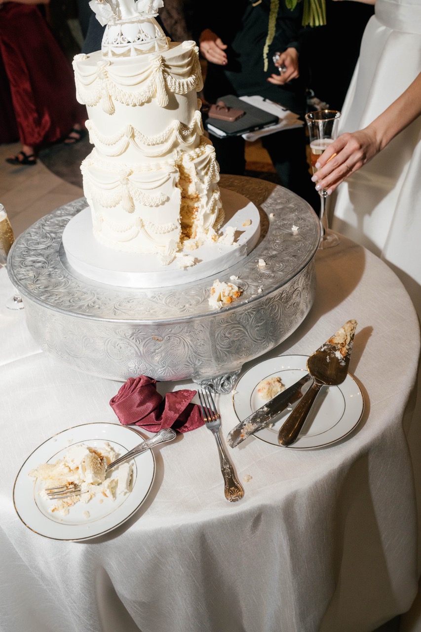 Real Poppy wedding — Clare + Richard at National Museum of Women in The Arts