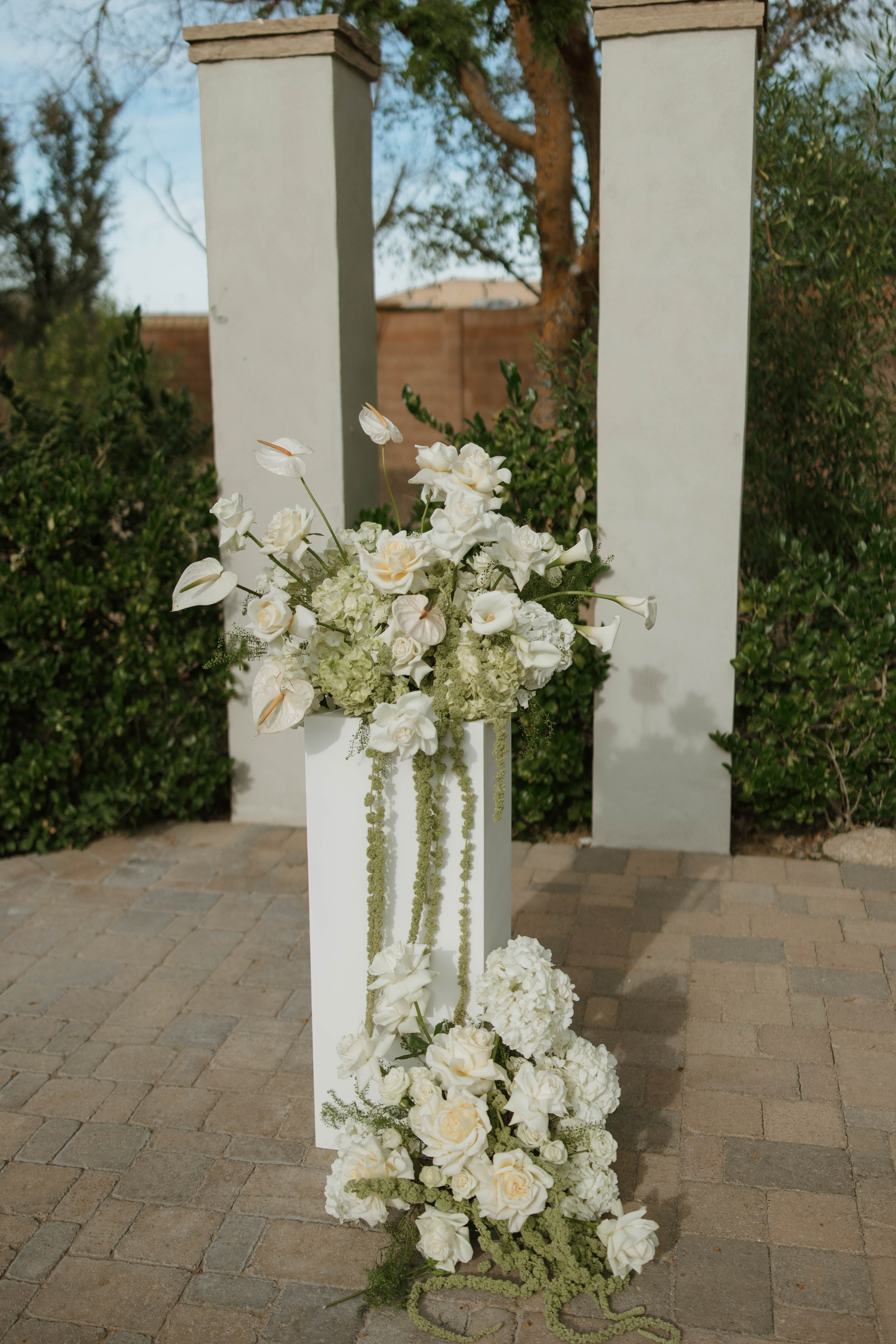 Real Poppy wedding — Torie + Ryan at Stonebridge Manor