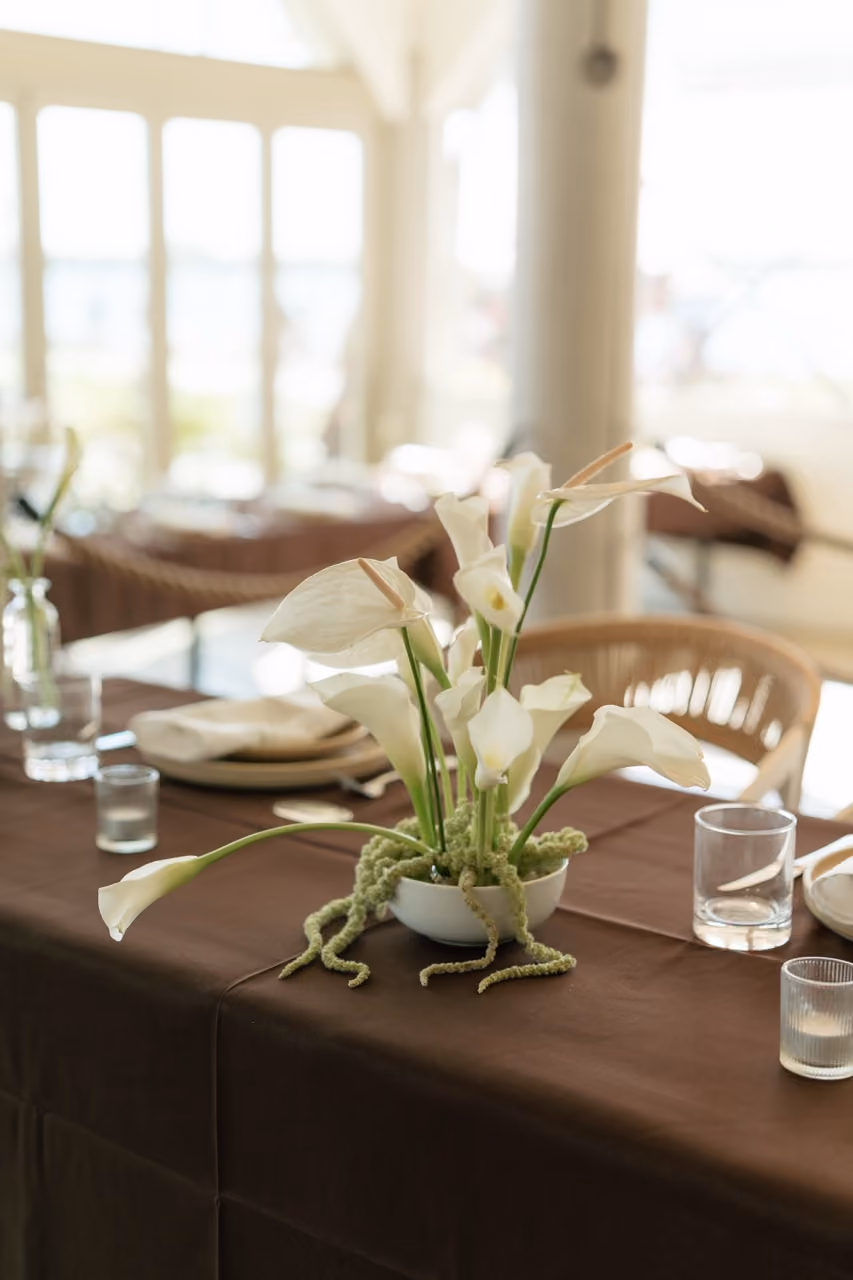 Wedding Flowers Online: How Online Wedding Florists Work in 2026