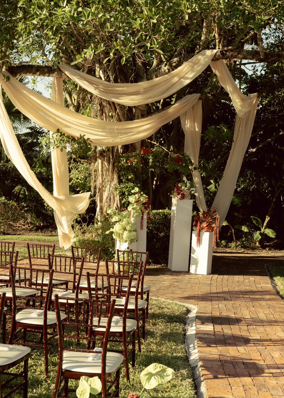 Real Poppy wedding — Alexandria + Maxwell at Bella Mansion