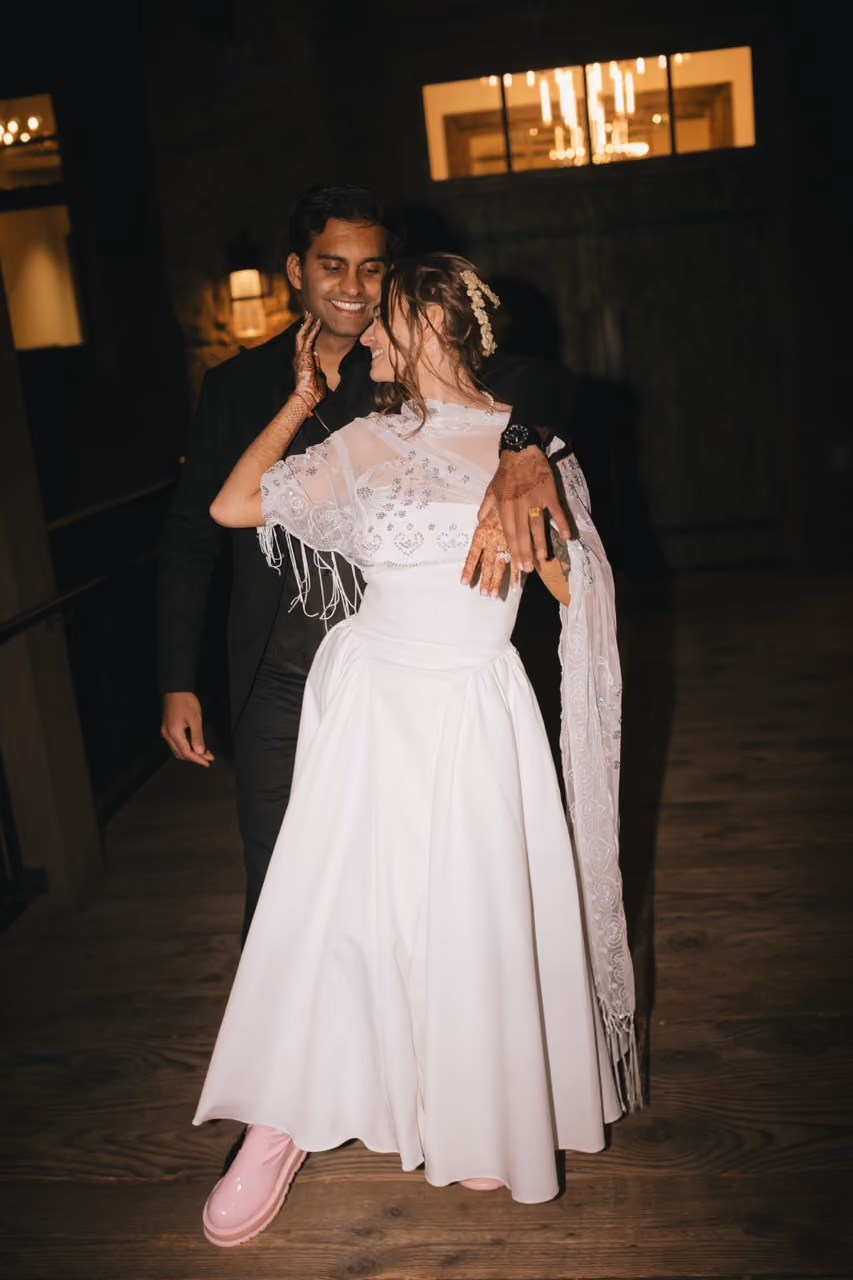 Real Poppy wedding — Riley + Vikram at Black Canyon Inn