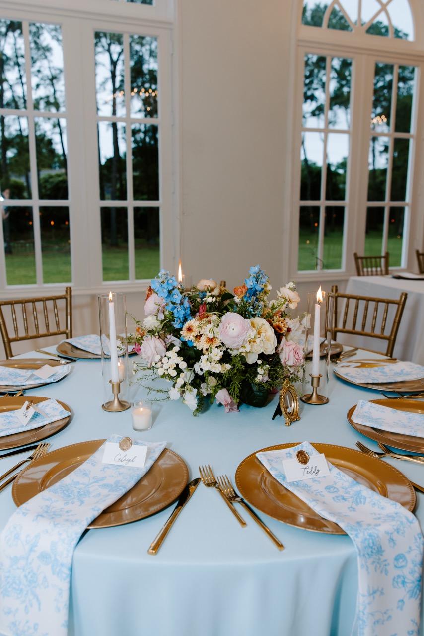 Real Poppy wedding — Hannah + Colton at Chateau Novelle