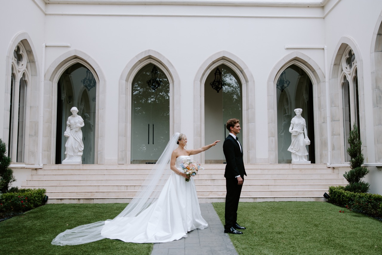 Real Poppy wedding — Hannah + Colton at Chateau Novelle