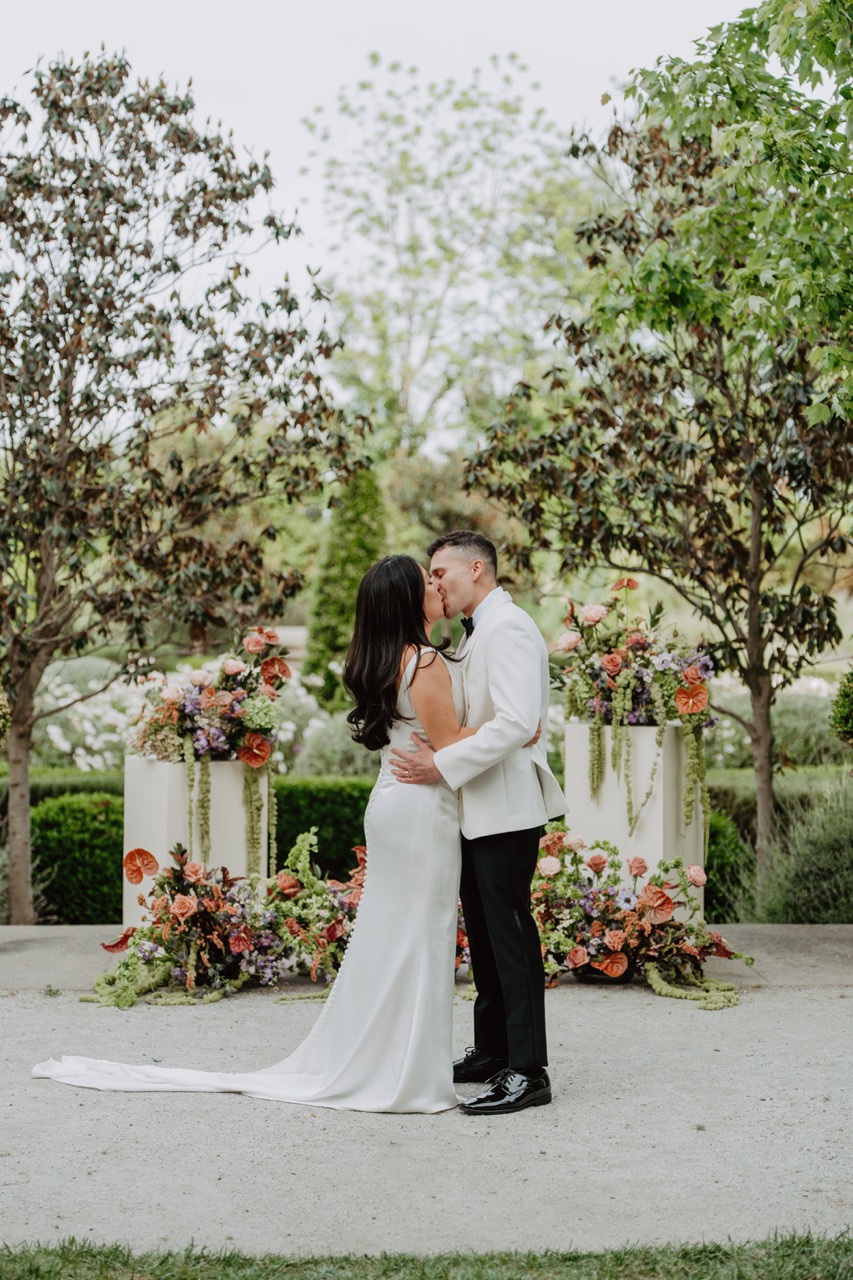 Real Poppy wedding — Liz + Ryan at Park Winters