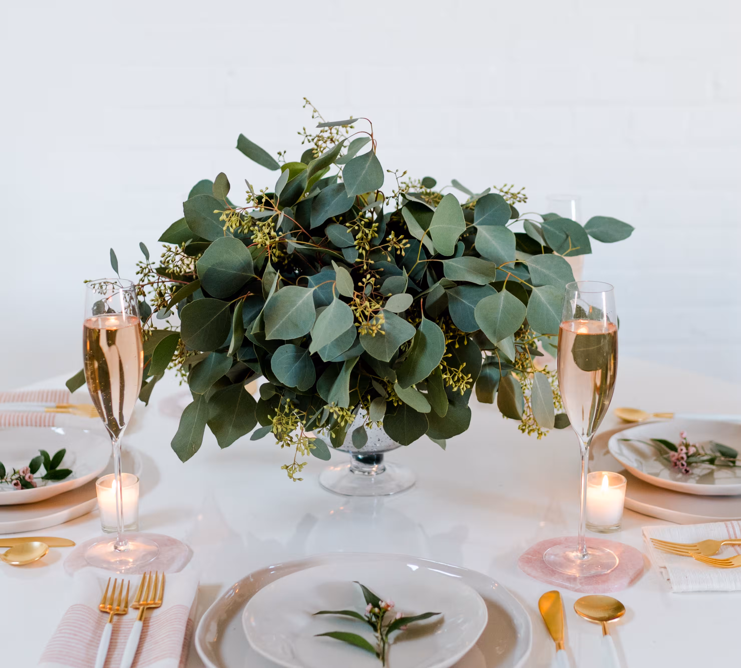 Greenery Wilde Centerpiece