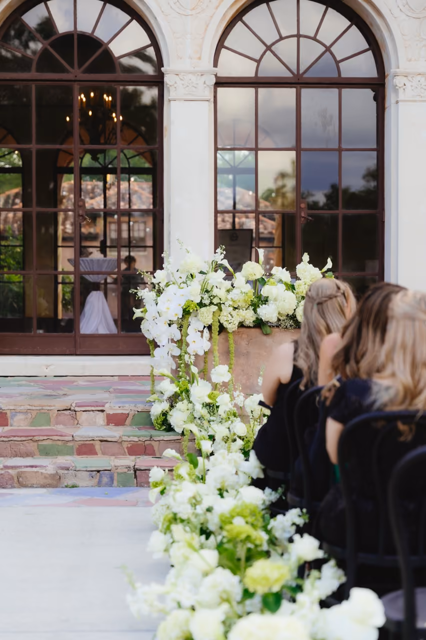 Real Poppy wedding — Isabella + Carter at The Howey Mansion