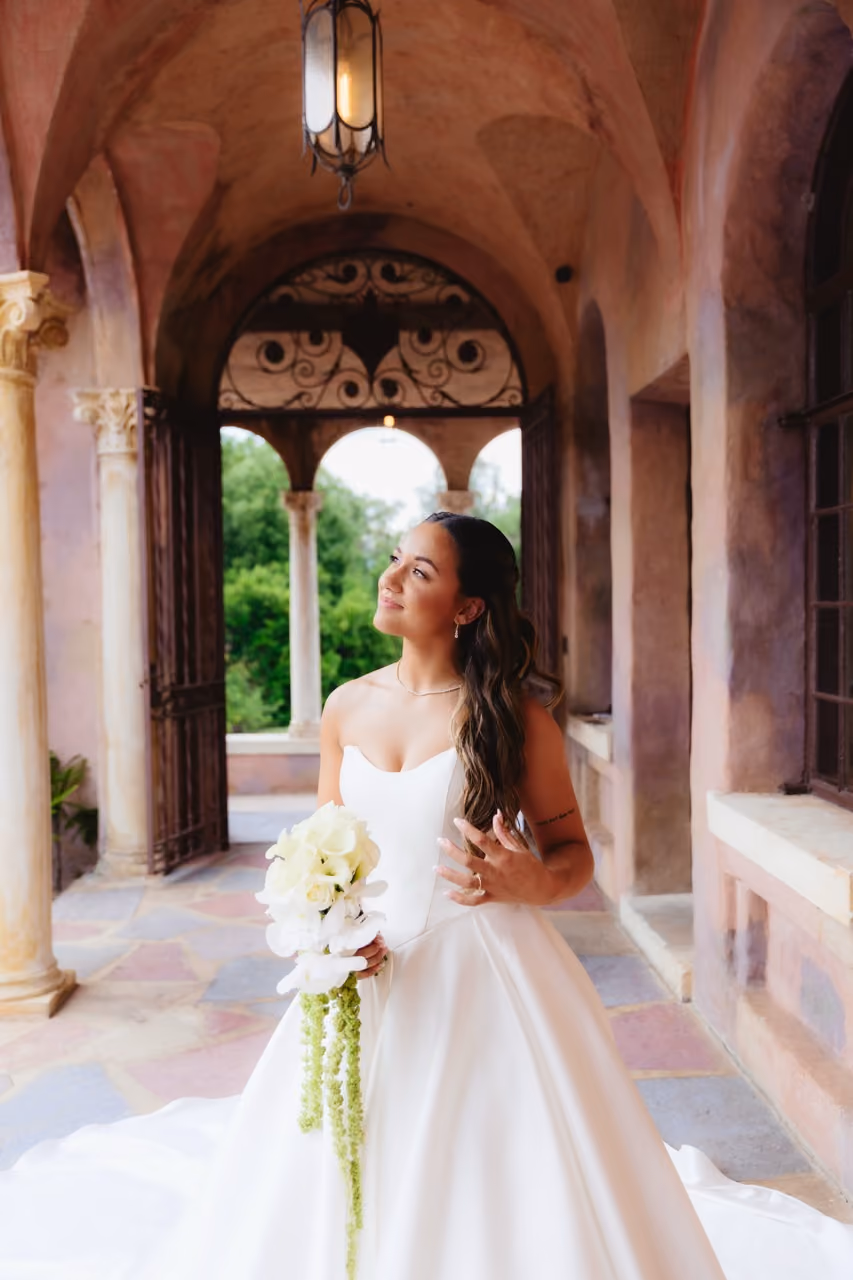 Real Poppy wedding — Isabella + Carter at The Howey Mansion