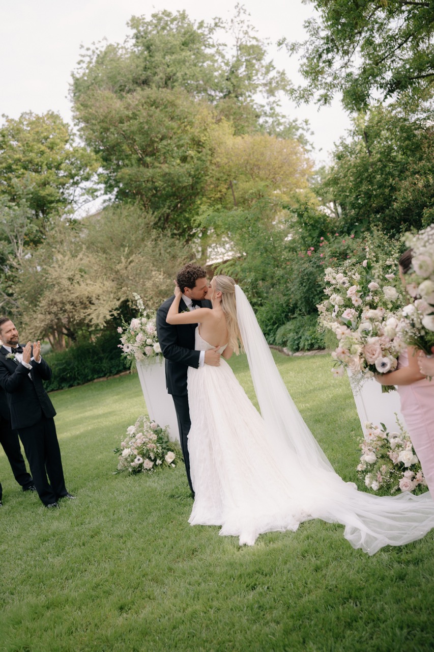 Real Poppy wedding — Kendal + Bryan at Barr Mansion