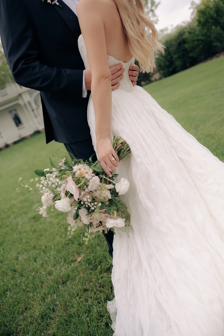Real Poppy wedding — Kendal + Bryan at Barr Mansion