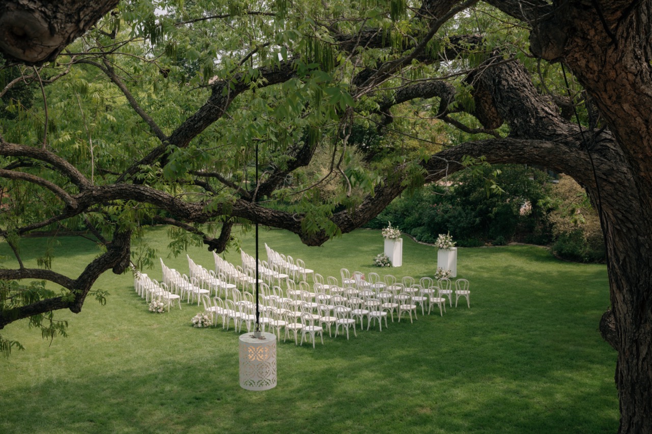 Real Poppy wedding — Kendal + Bryan at Barr Mansion