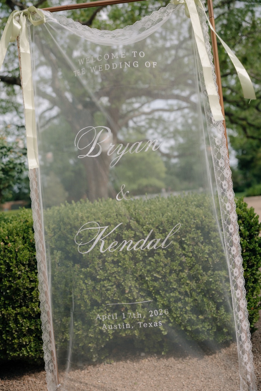 Real Poppy wedding — Kendal + Bryan at Barr Mansion