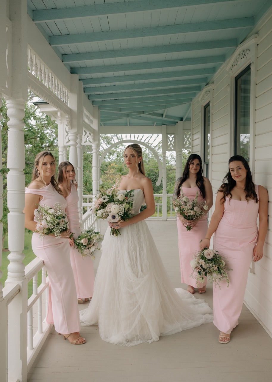 Real Poppy wedding — Kendal + Bryan at Barr Mansion