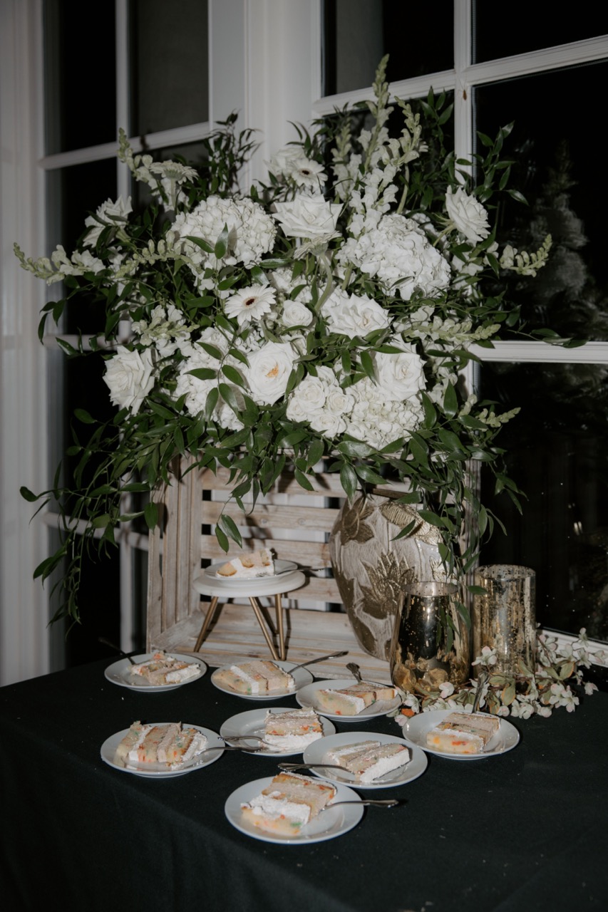Real Poppy wedding — Quinn + Austin at Wadsworth Mansion