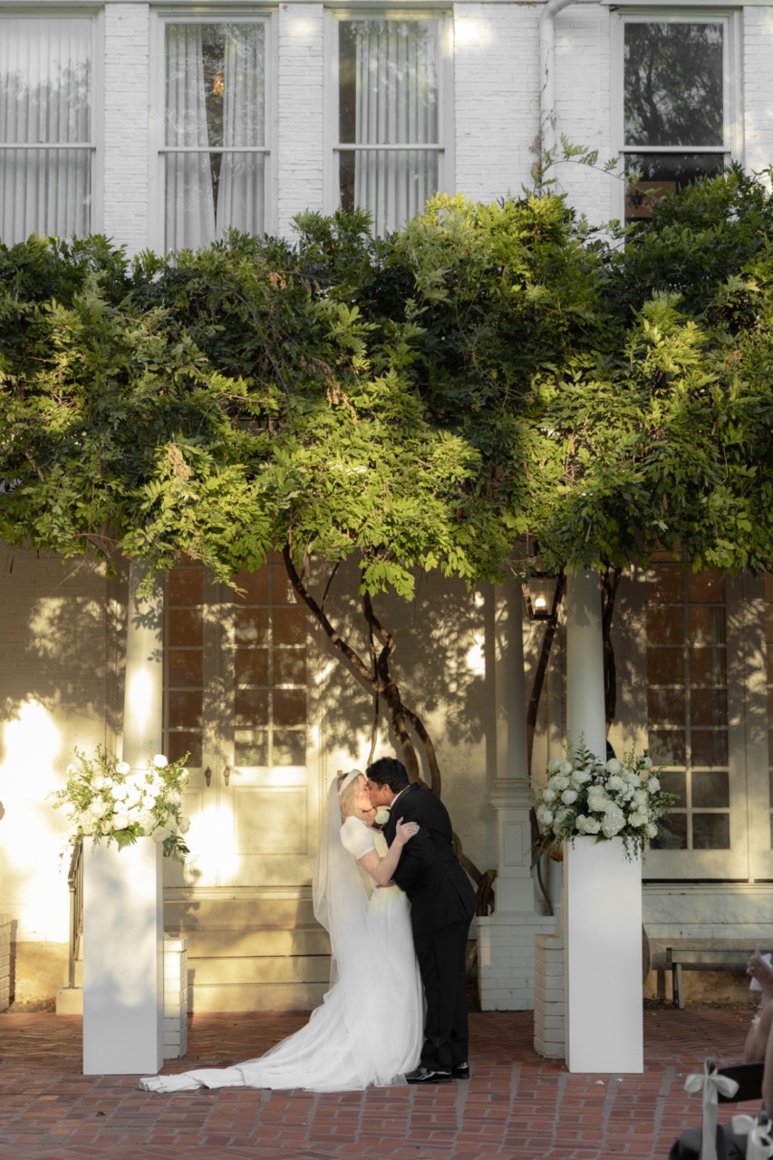 Real Poppy wedding — Drew + Ashen at The Woodbine Mansion