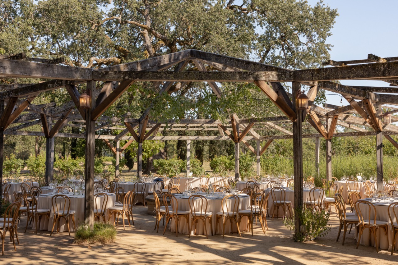 Real Poppy wedding — Hanna + Jacob at Campovida