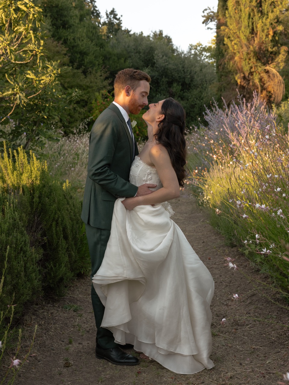 Real Poppy wedding — Hanna + Jacob at Campovida