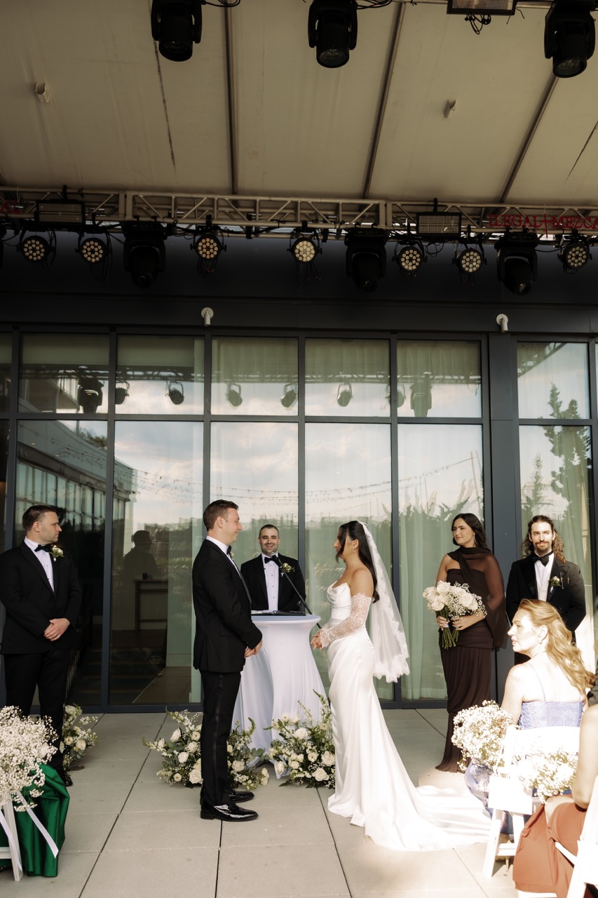 Real Poppy wedding — Isabel + Spencer