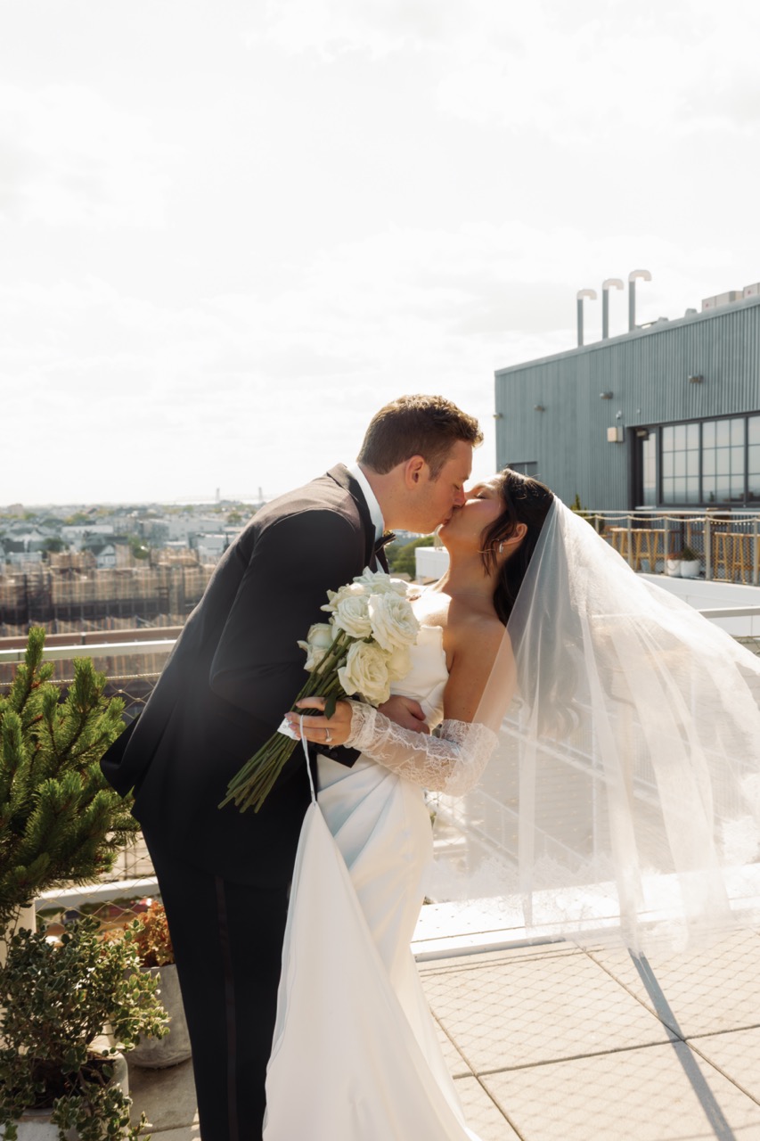 Real Poppy wedding — Isabel + Spencer