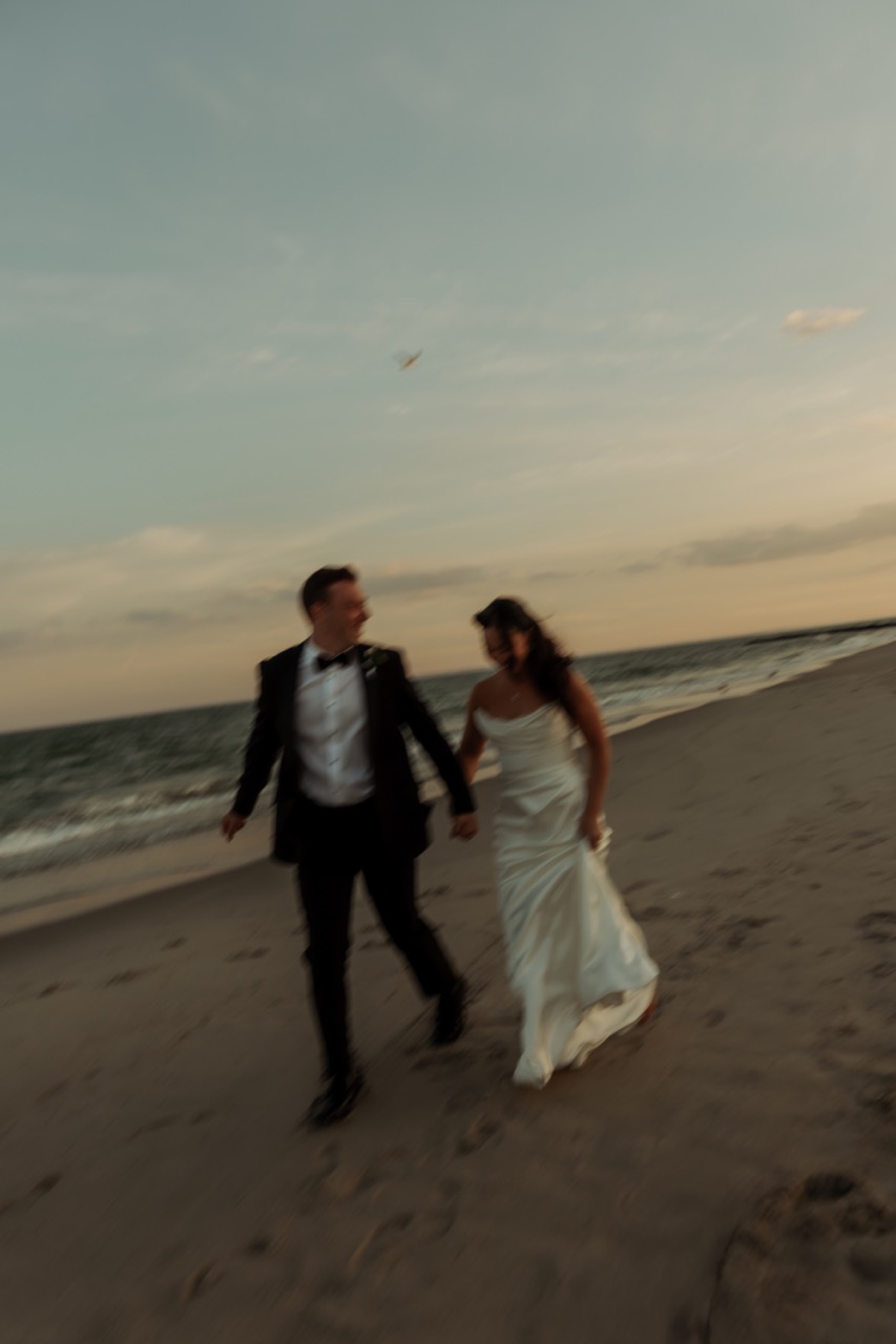 Real Poppy wedding — Isabel + Spencer
