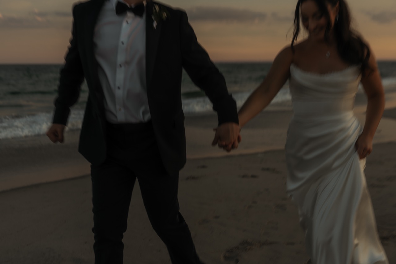 Real Poppy wedding — Isabel + Spencer