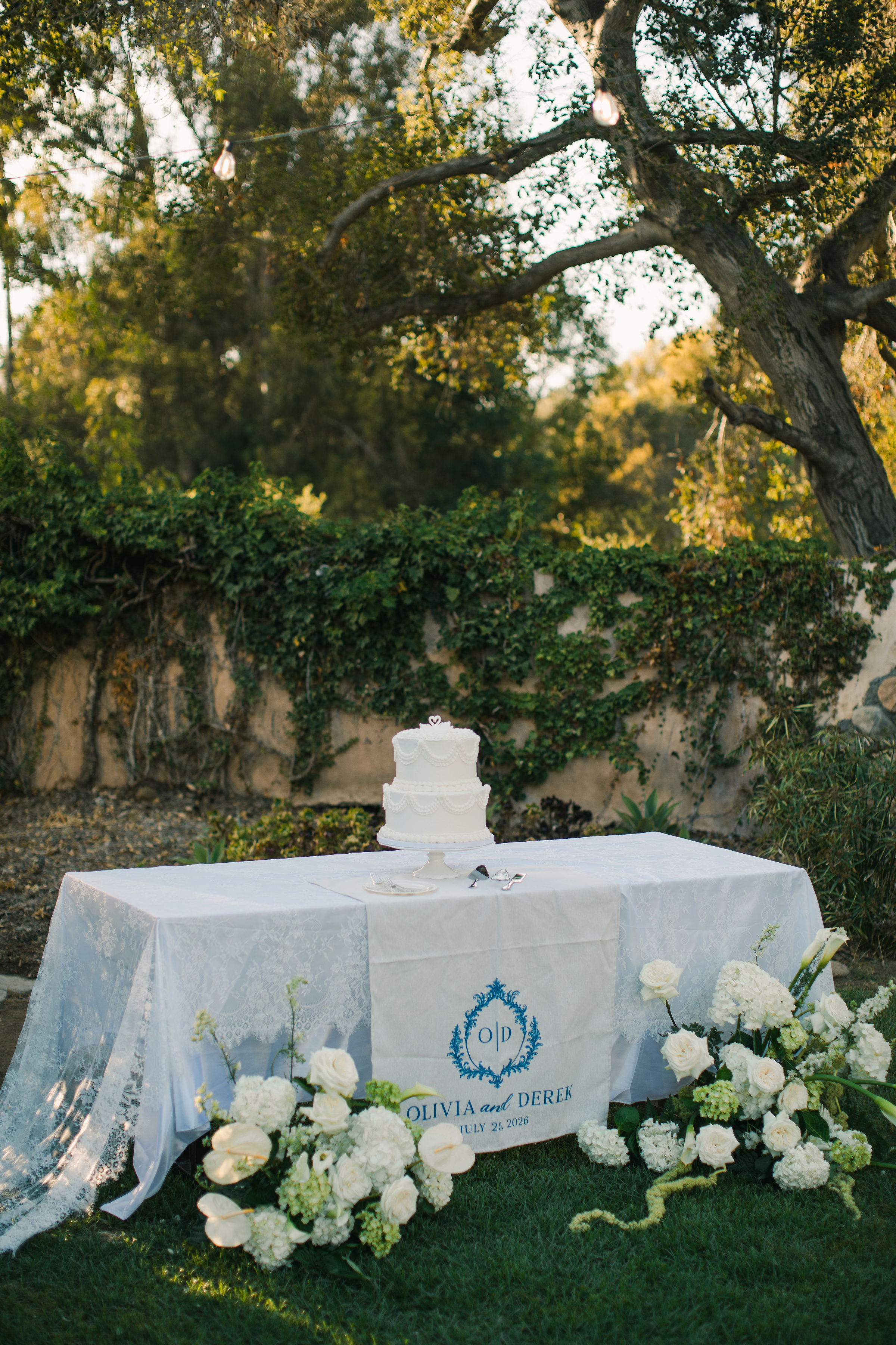 Real Poppy wedding — Olivia + Derek