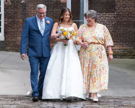 Customer-submitted wedding flower photo from The Knot review by Kelly Kitzmiller.