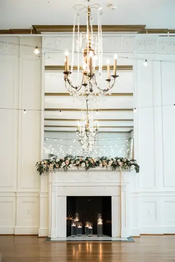 Customer-submitted wedding flower photo from The Knot review by Kristen W.