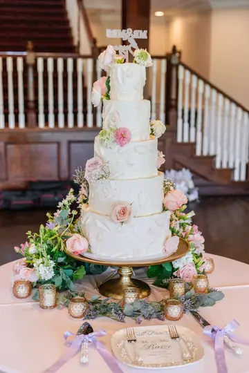 Customer-submitted wedding flower photo from The Knot review by Katelyn King