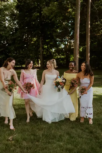 Customer-submitted wedding flower photo from The Knot review by Ruby Mainieri
