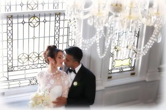 Customer-submitted wedding flower photo from The Knot review by Erika Schreiber.