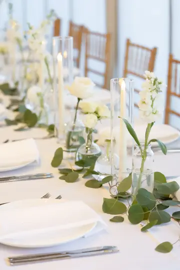 Customer-submitted wedding flower photo from The Knot review by Kristen Sudela