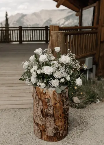 Customer-submitted wedding flower photo from The Knot review by Kristin Porter.