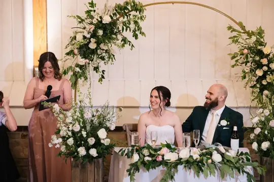 Customer-submitted wedding flower photo from Zola review by Monica M.