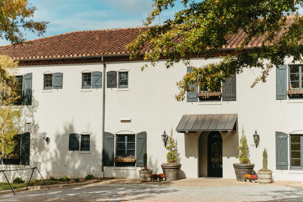 Hotel Domestique - wedding venue in Travelers Rest, SC