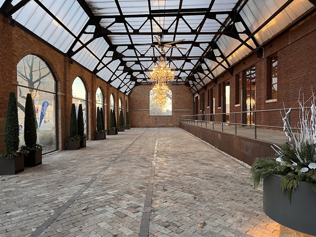 Skyline Loft - wedding venue in Chicago, IL