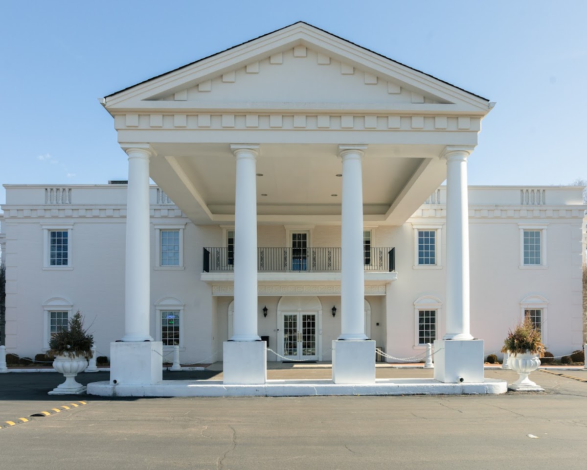 Beau Chateau - wedding venue in Alsip, IL