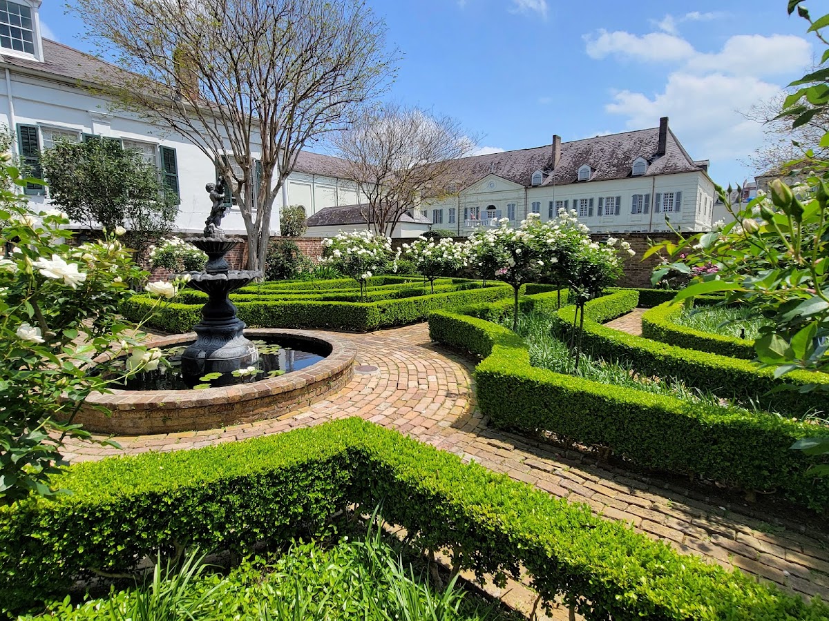 Beauregard-Keyes House - wedding venue in New Orleans, LA