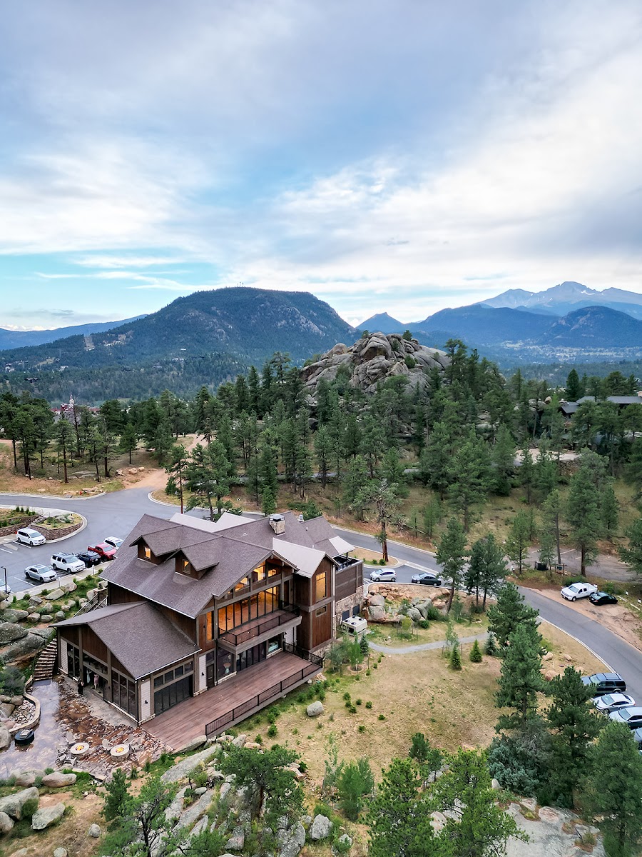 Black Canyon Inn - wedding venue in Estes Park, CO