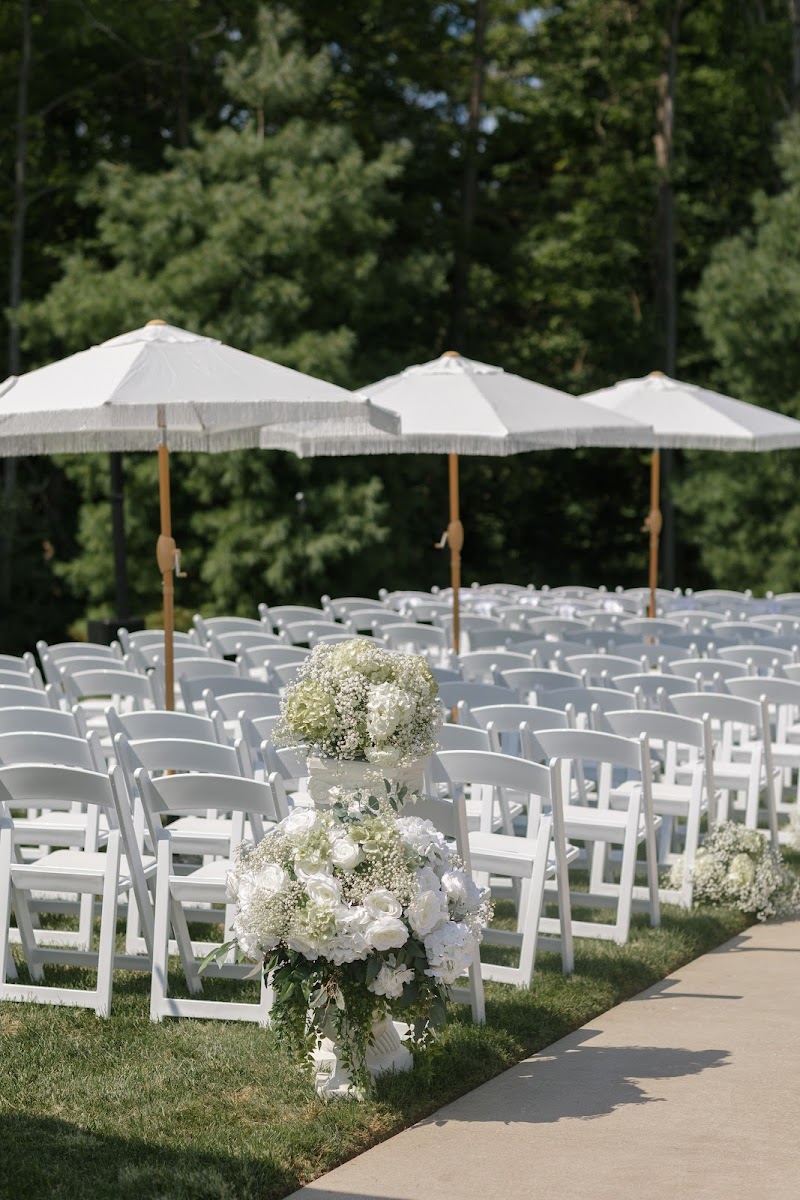 Black River Barn - wedding venue in South Haven, MI