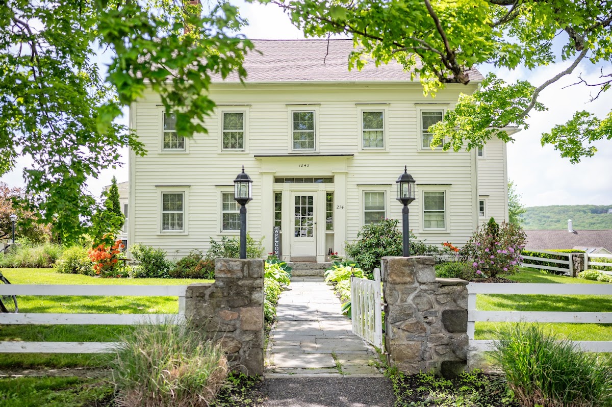 Candlelight Farms Inn - wedding venue in New Milford, CT